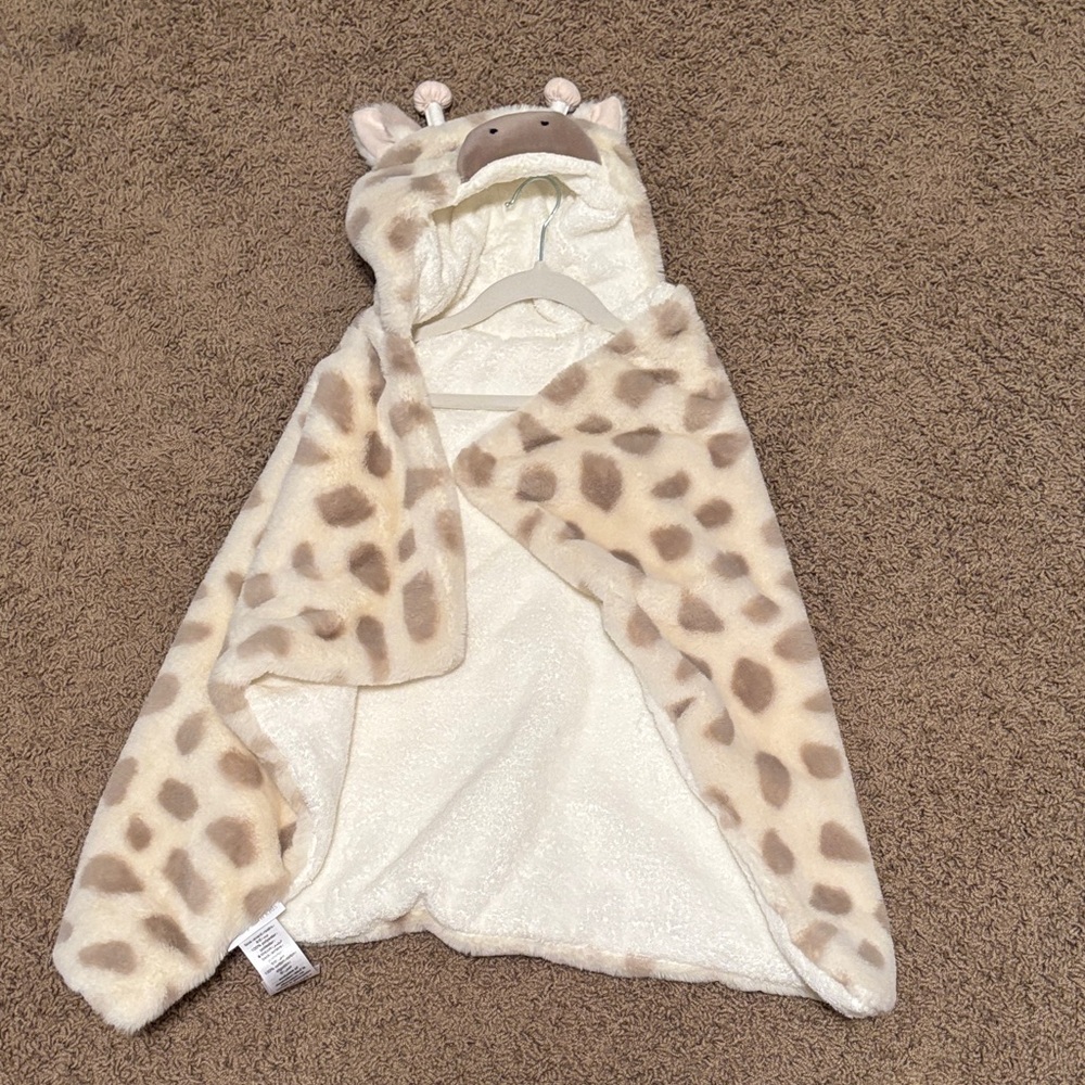 Pottery Barn Kids Giraffe Hooded Pajama Robe - Cream and Brown
